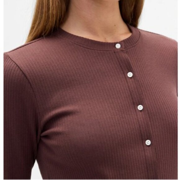 GAP Ribbed Button Up Long Sleeve Top in Chocolate Bar Brown Size S - Picture 2 of 9